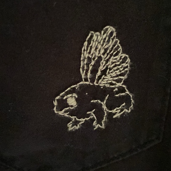 🦋 4 for $20! 🌼
Hand embroidered banana republic shirt - Picture 3 of 3